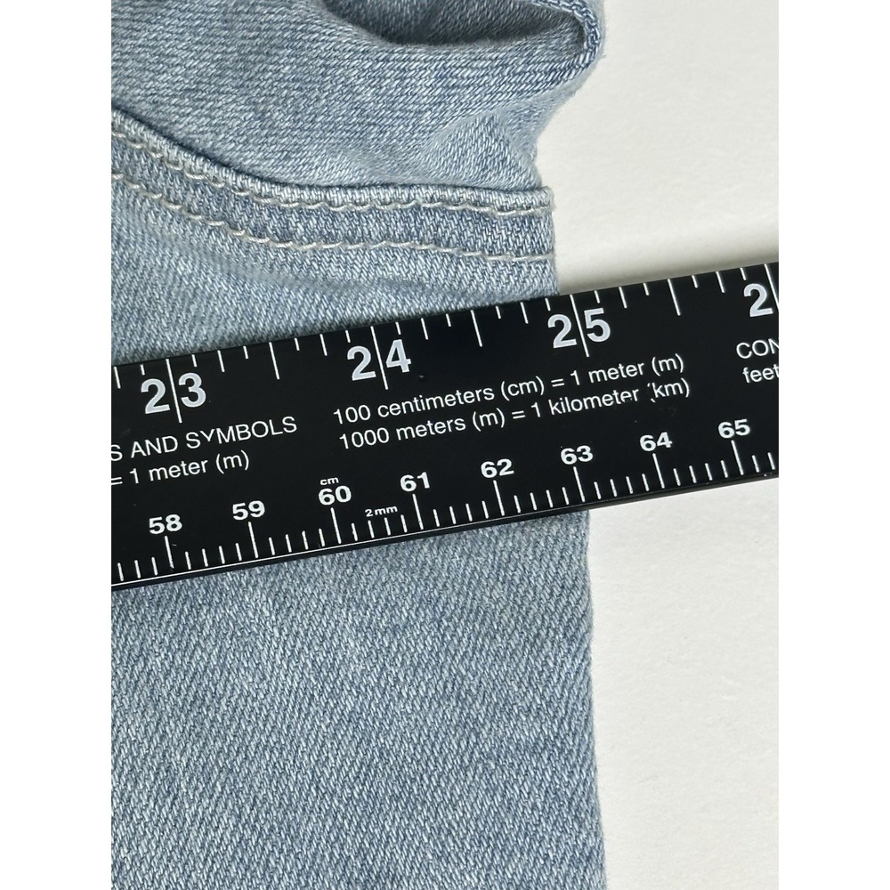 Torrid Denim Jacket Womens 4 Light Wash Frayed Hem Stretch Button Front Plus - Picture 5 of 16